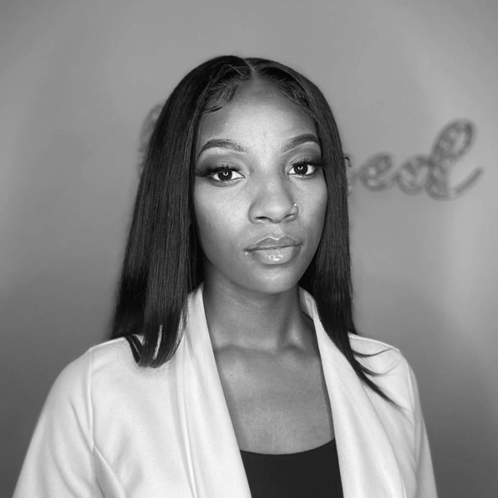 Meet your Posher, Chelsi